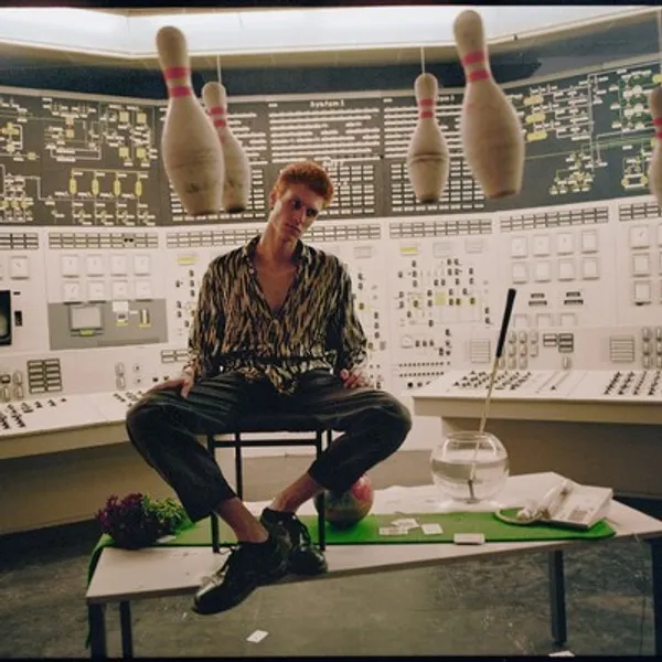 szene-Radar - Konstantin Unwohl + Schluss Licht, Slow Club  in Freiburg im Breisgau