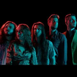 szene-Radar - Platz der alten Synagoge - Caravel, Freiburg stimmt ein  in Freiburg im Breisgau