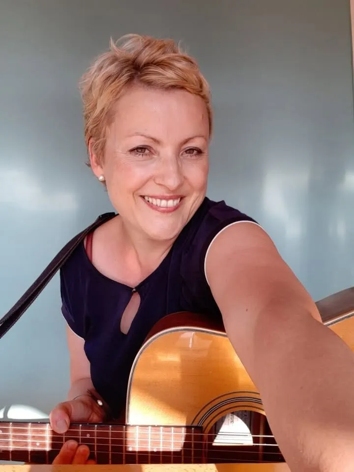 szene-Radar - VIOLETTE, Schlosskeller Emmendingen  in Freiburg im Breisgau