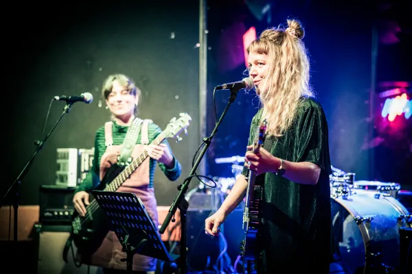 szene-Radar - Honig & Asche/support: Third Man Blues Joint, KISS  in Freiburg im Breisgau