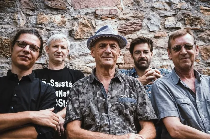 szene-Radar - CLEAR CLUBGROOVE BAND, Schlosskeller Emmendingen  in Freiburg im Breisgau