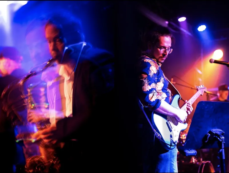 szene-Radar - David William Hughes and the Hausband - Jazz Fusion, Wechselnde Orte  in Freiburg im Breisgau