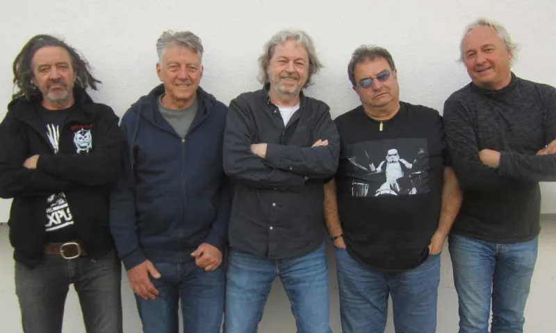 szene-Radar - Henry's Garage, FBA - Schiff Freiburg  in Freiburg im Breisgau